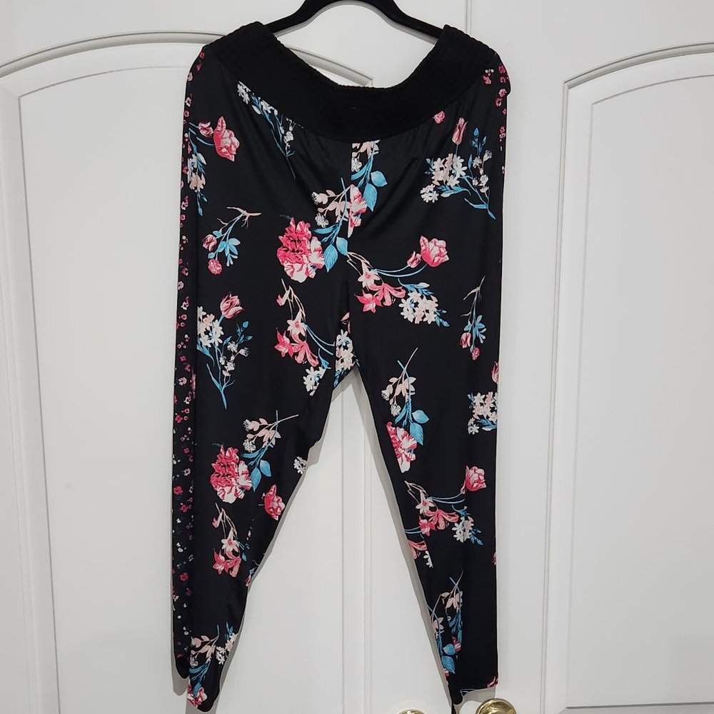 Clearance Capris